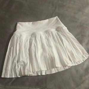 ALO YOGA grand slam tennis skirt small